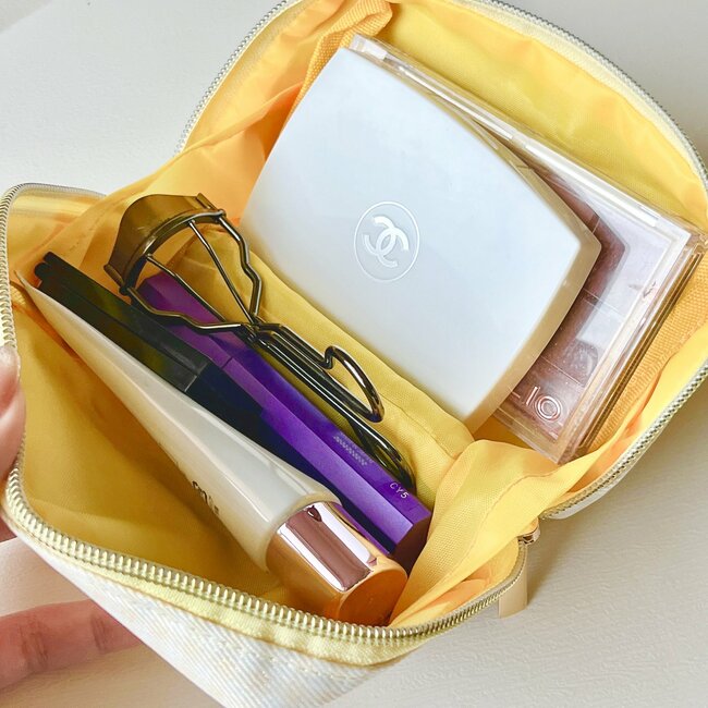 とんでもなく可愛い…！コージーコーナー×サンリオの「コラボポーチ」お菓子がぎゅうぎゅうに詰まって、コスパ良すぎるよ！