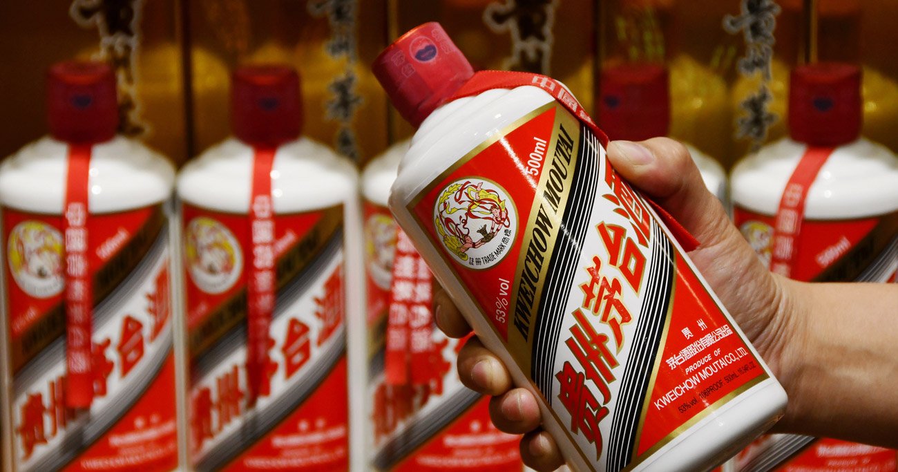 「今日は接待ではありません」中国全土の「禁酒令」が、伝統の酒卓文化を破壊する?