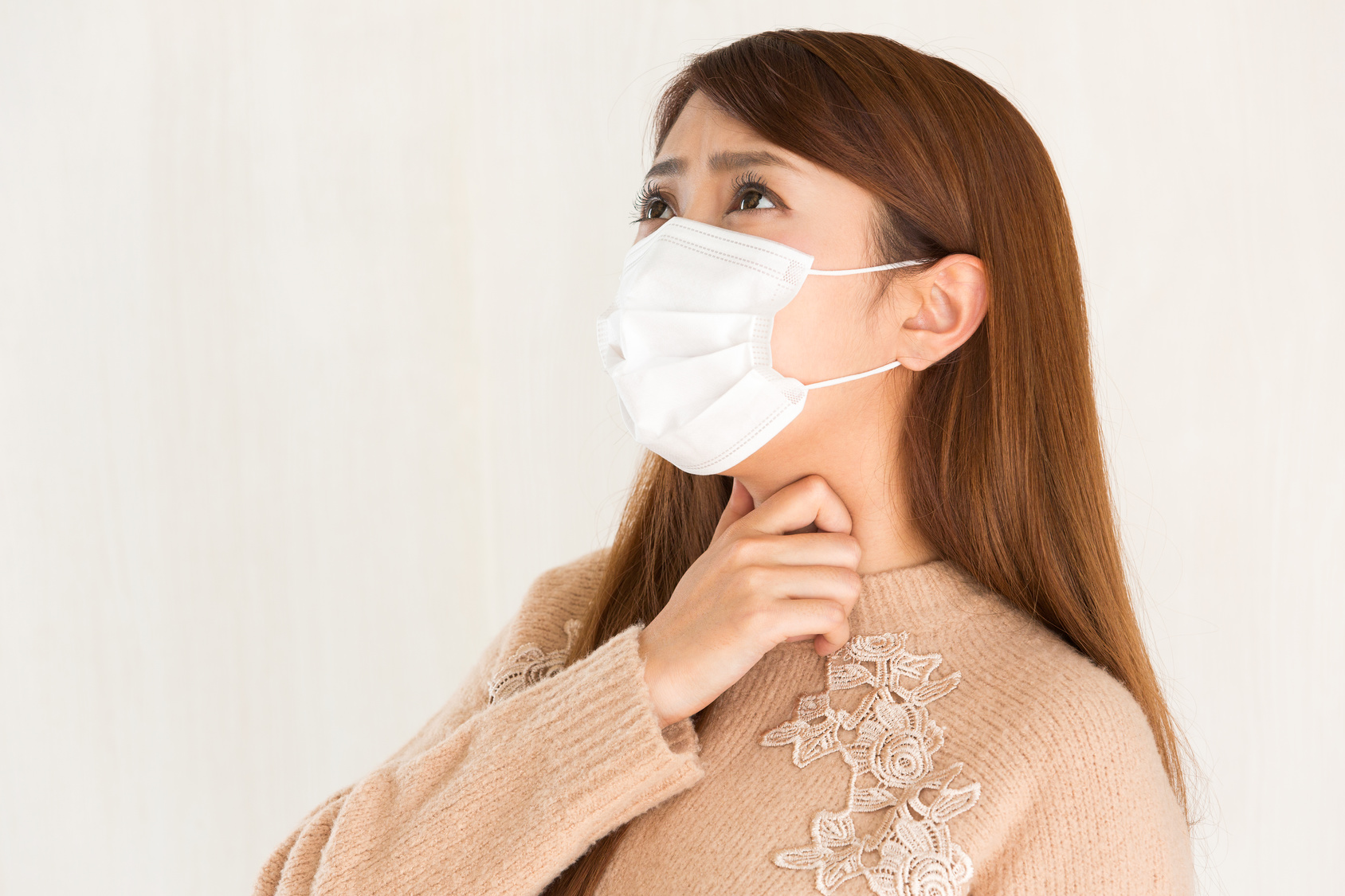 花粉症対策マスク、抗菌ボールペン、カーペットにも光触媒が活躍している!