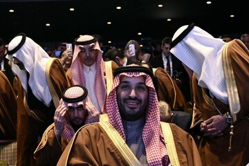 サウジ皇太子、米訪問で国際的地位強める