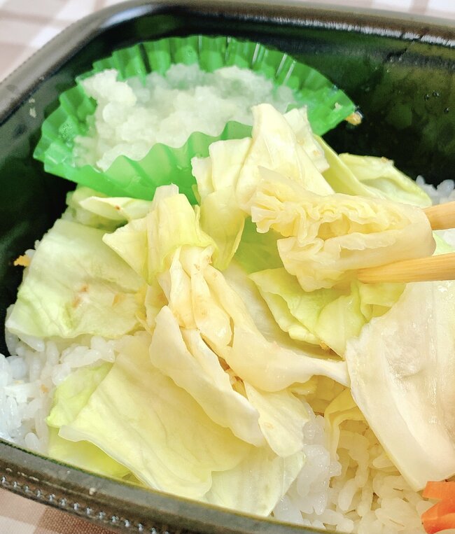 「絶品すぎてワロタ」「どハマり中」ほっともっとの“限定やみつきメニュー”ひと口でリピを確信したよ…！「美味しすぎてめっちゃ笑顔になった」