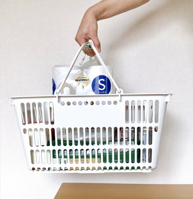 便利すぎて5個まとめ買いした…！無印良品の“スーパーみたいな買い物カゴ”もうエコバッグには戻れないわ！「母、楽になりました！」「なんでもポイポイ入れられます」《購入レビュー》