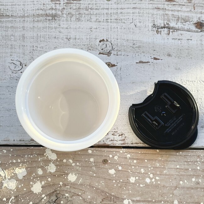 「プレゼントにぴったり」スタバの“お店のカップみたいなタンブラー”が可愛すぎる…！ドリンク券付きでお得感すごい！