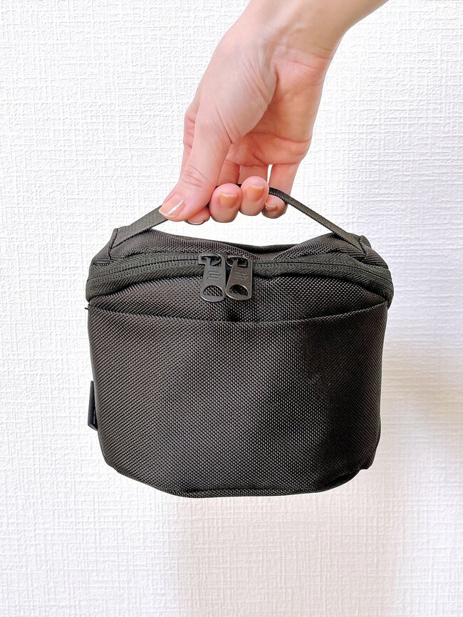 あと3つぐらい買い足したい！3COINSの「自立するポーチ」ポケットたくさんでスッキリ整理整頓できるんです！