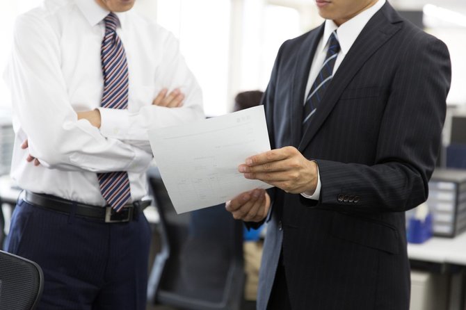 上司と部下の立場が逆転する「さんくん交代」をはじめ、ビジネスの世界では自分の立場が奪われることは珍しくない