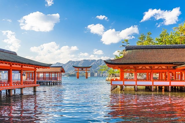 三女神がさまざまな縁を結ぶ世界遺産、嚴島神社