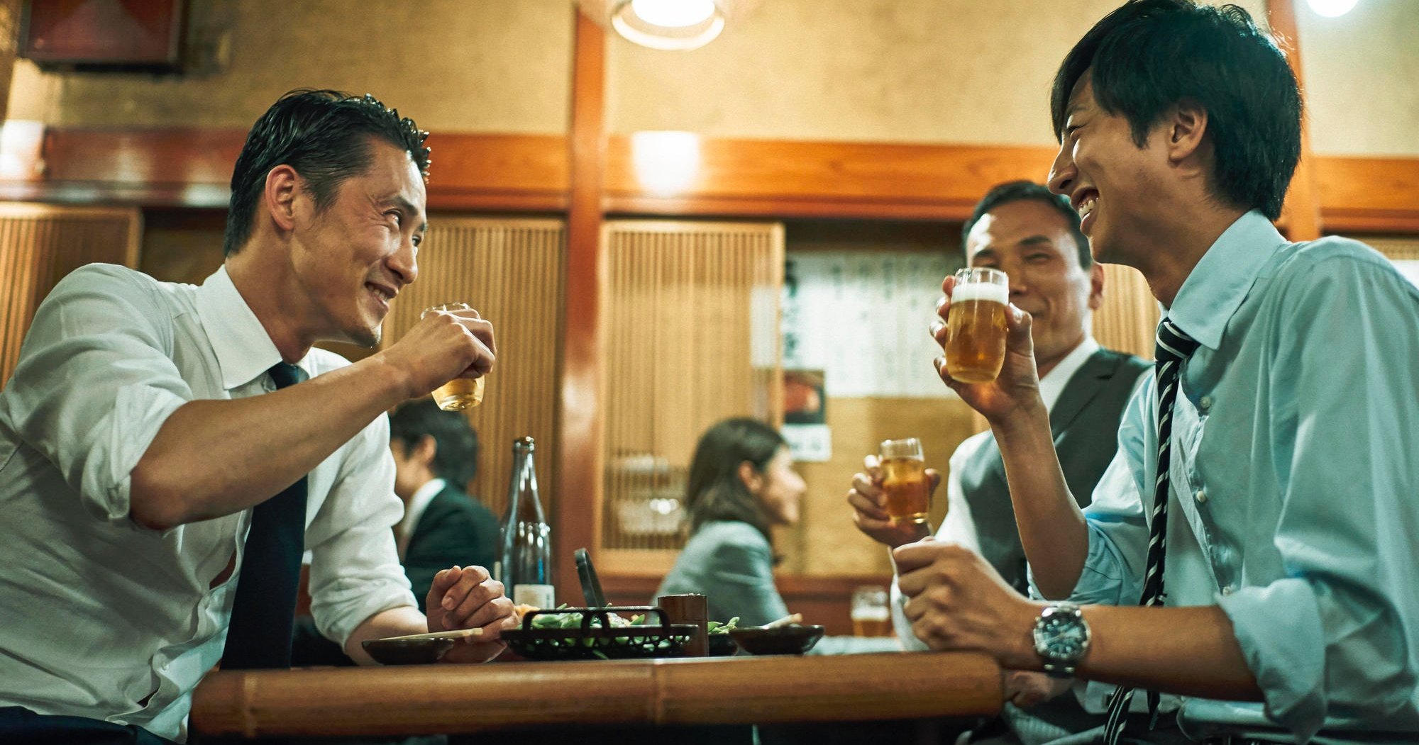 「飲み会続きでも太らない人」が無意識にやっているたった1つのこと【管理栄養士が解説】