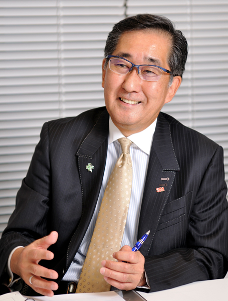 グローバルの共通言語は<br />英語よりファイナンスが重要
