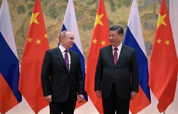 ウクライナ危機、中ロ分断を狙う米国