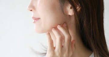 「女優のAさん、Bさんも整形」美容雑誌の編集長の言葉に、林真理子が考えたこと