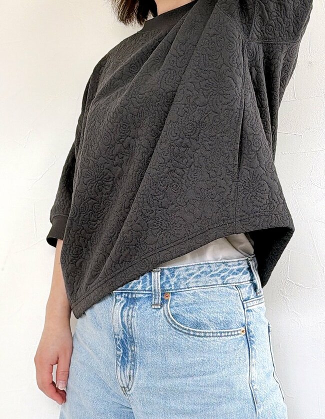 【ワークマン】すぽんと着るだけでカワイイ！1280円の「ふんわりトップス」スウェットみたいで楽ちん！