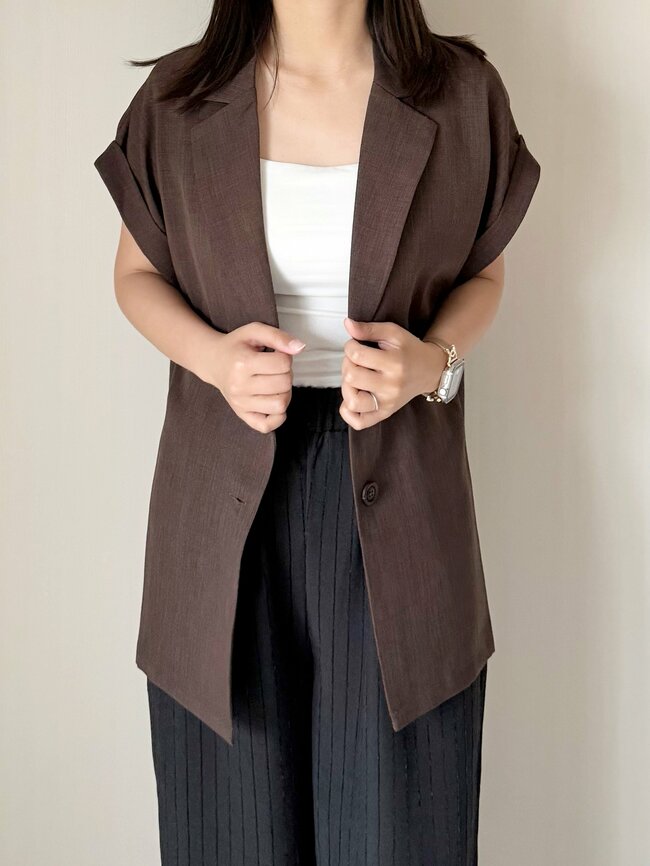 【しまむら】羽織るだけでカワイイ！1639円の「おしりまでカバーできるトップス」が春夏コーデに大活躍です！
