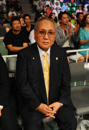 会長 山根