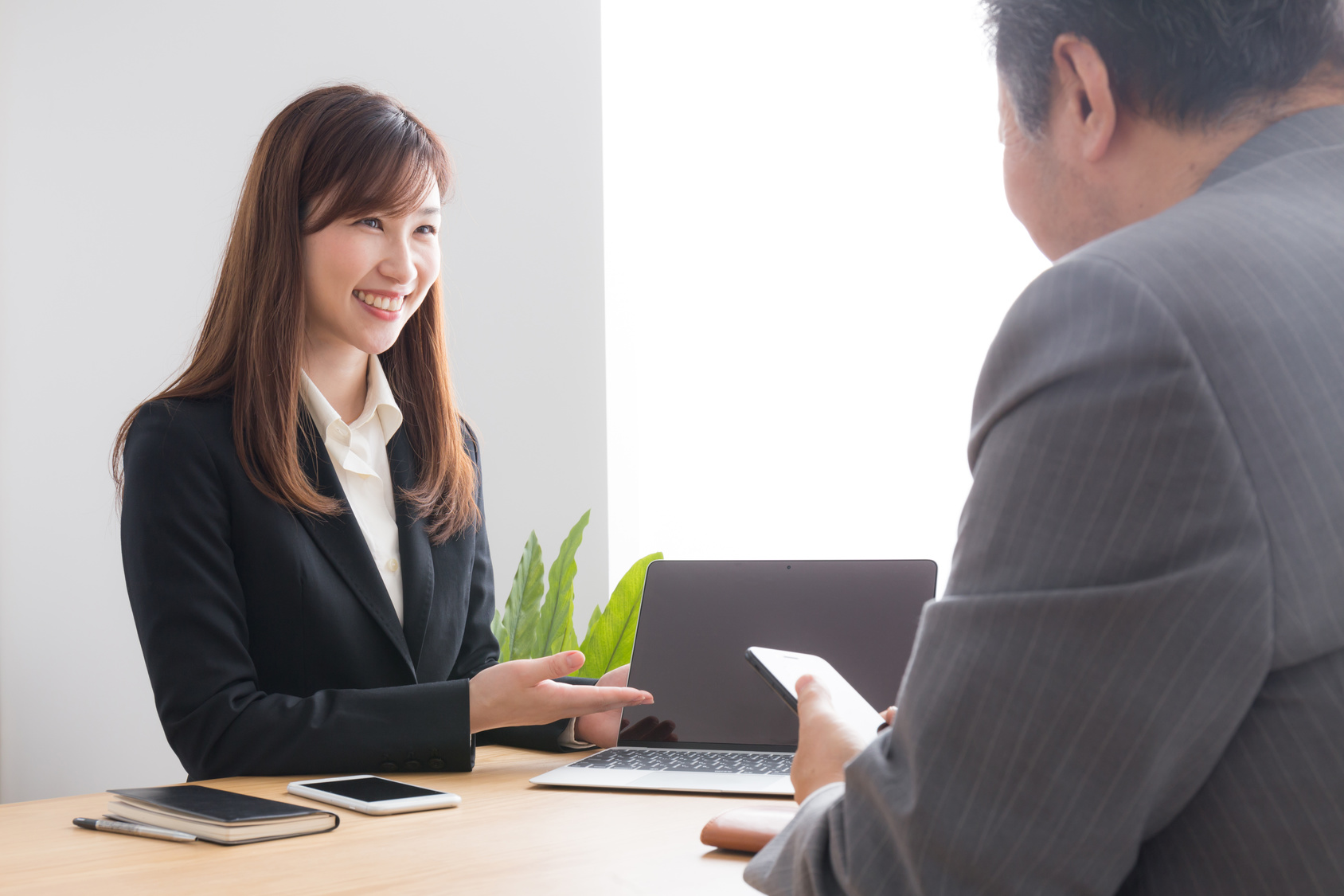 なぜ、聞かれたことをそのまま答えてはいけないのか