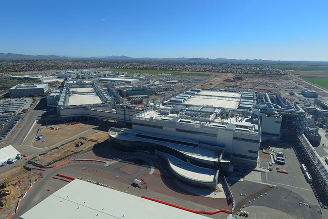 インテルがアリゾナ州に所有している半導体工場。2021年3月に2兆円を超えるコストをかけて新巨大工場2棟を建設することを発表している（Photo:Intel）