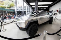 テスラ新モデル見送り、成長妨げのリスクに