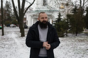 ロシア因縁の地、抗戦に備えるウクライナ人たち
