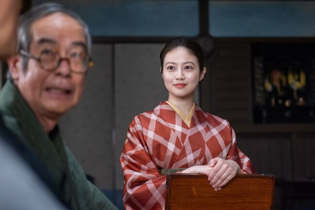 “朝焼け”じゃなくて“夕焼け”…嵩が卒制で選んだ最後の色がオレンジだったワケ【あんぱん第41回レビュー】