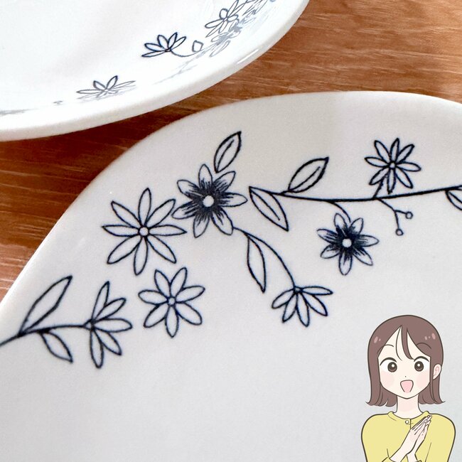 家のお皿、同じもので揃えたい！セリアの「お花畑みたいな食器」可愛くって出番が止まらない…！《購入レビュー》