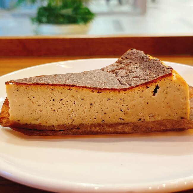 「天才的に美味しい」「また食べたい」スターバックスの“ご褒美スイーツ”最後のひとくちまで幸せ！「美味しすぎて感動した」