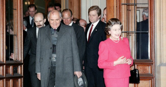 エリザベス女王にゴルバチョフ氏、東西指導者の死去が象徴する「歴史の転換点」