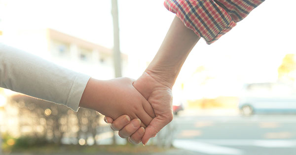 「それでも生活保護を引き下げるの?」貧困家庭を支える子どもたちの叫び