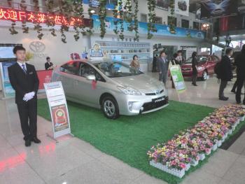 巨大市場・中国で今何が起きているのか?<br />トヨタ/レクサスの販売現場、<br />日産のデザイン開発最前線からリポート!