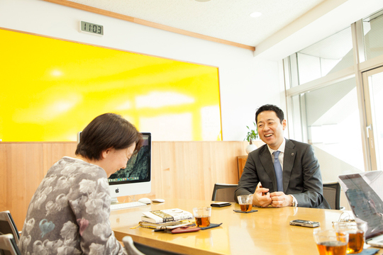 自分で決めないと人は動かない。<br />だから質問が重要になる