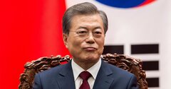 韓国・次期政権が暴くべき文大統領の「ウソと秘め事」、元駐韓大使が解説