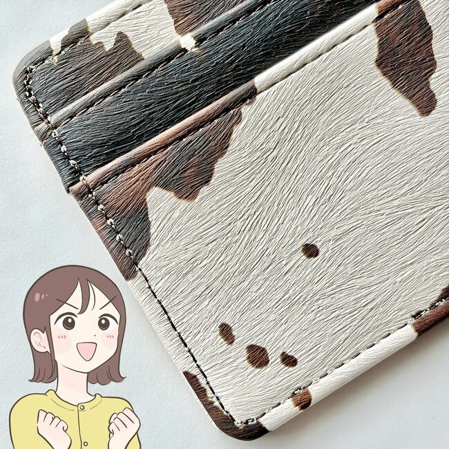 カードや診察券が11枚入った…！3COINSの“ぺたんこケース”ミニ財布がわりになって便利！「2個購入しました」「可愛いので愛用してます」《購入レビュー》