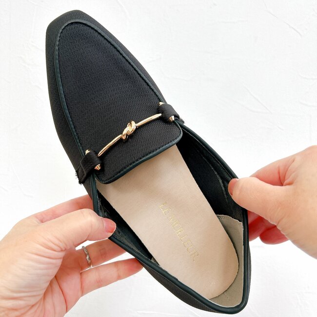 もう普通のパンプスに戻れない…！しまむらの「2420円シューズ」高見えなのに、ゆったり楽ちんで足が痛くなりにくいの！