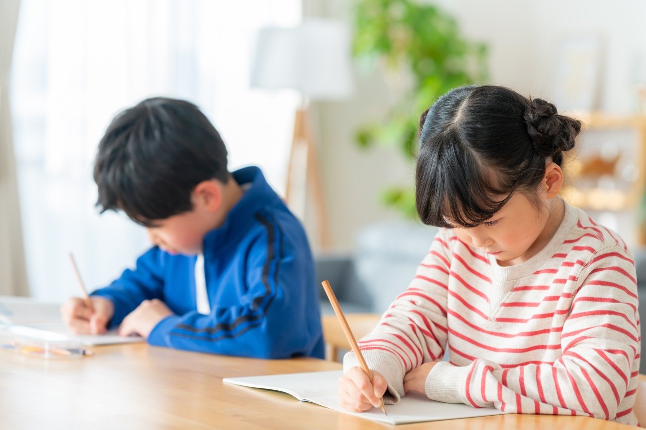 「どんどん成績が伸びる子」の親がやっている声かけとは？ 【赤ペン先生×安達裕哉】