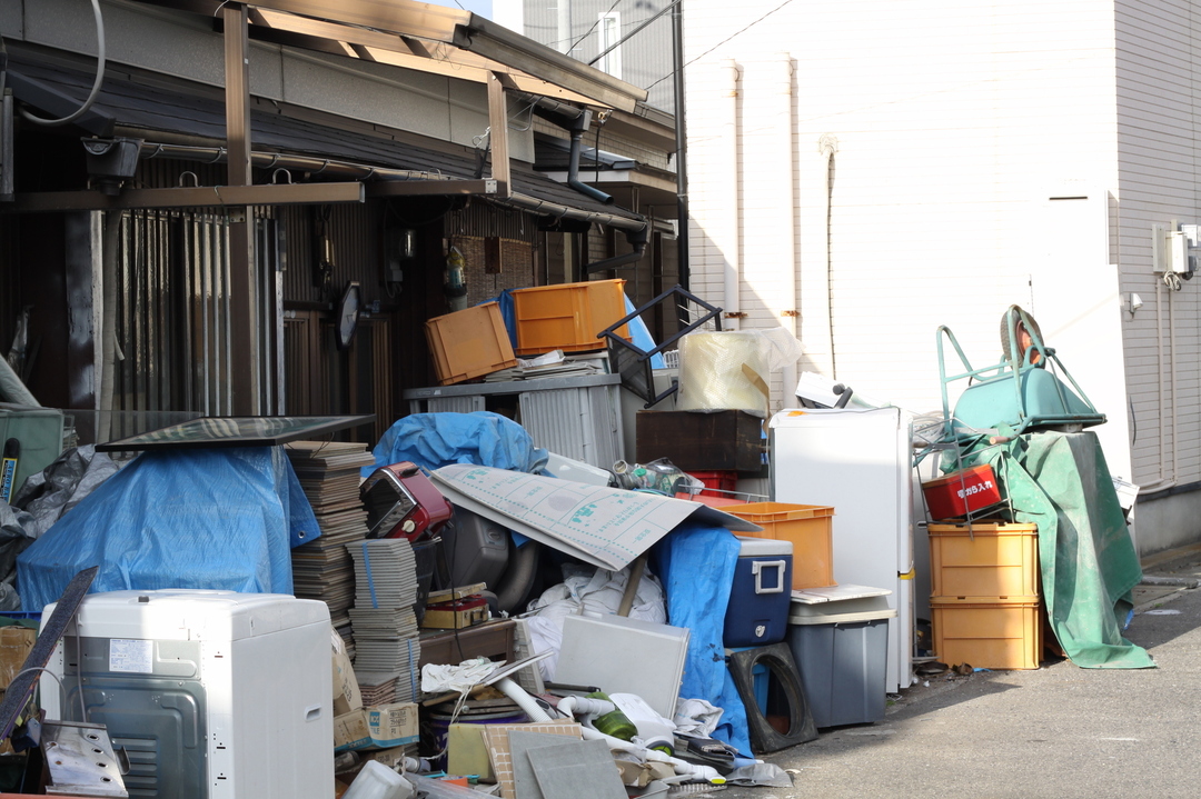 実家の片付け、プロのおすすめは「生前整理」