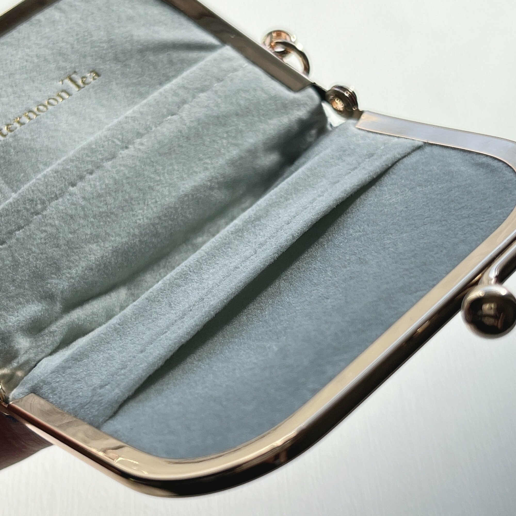 見つけた瞬間、即カゴした！アフタヌーンティーの「星空みたいなポーチ」絵本に出てきそうなデザインで可愛い…！