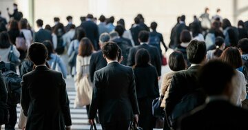 「学歴コンプレックスがあります。Fラン出身の時点で人生は詰んでる。幸せになれるはずがありません」。学歴で人生は決まってしまうのか考える