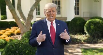 トランプ氏、コロナ感染源は戦没兵遺族との見方示す