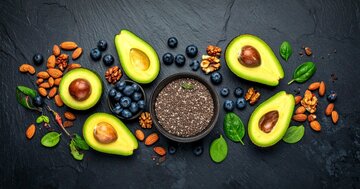 【医師が教える】「体にいいものはたくさん食べたほうがいい」と信じている人が気をつけるべきこと