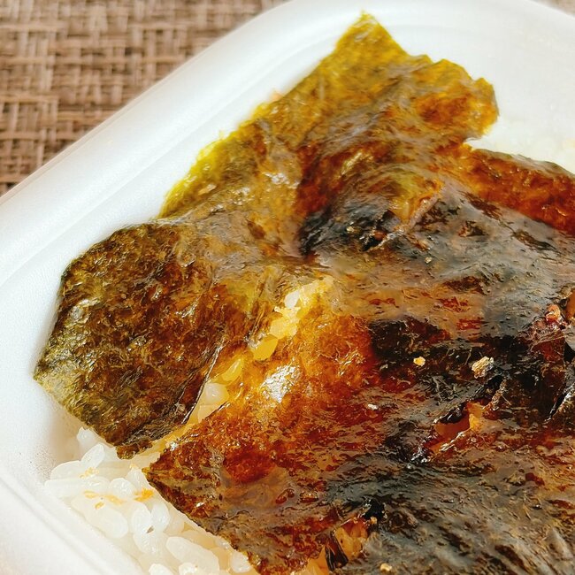 「揚げ物パラダイス」「気合いで完食した」ほっともっとの“わんぱく弁当”1000kcal超えでボリューム凄すぎる！「異様な腹持ちの良さがあるぞ」