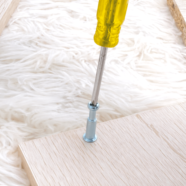 トイレットペーパーが6個も置けた…！ニトリの「モノを隠せる収納ラック」狭いトイレがスッキリして嬉しい！