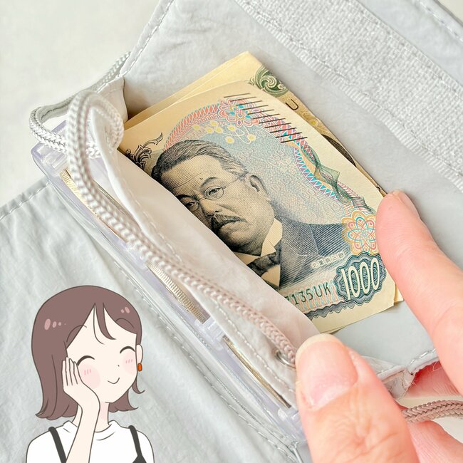 スムーズに支払いできて感動…!3COINSの“小銭がすっきり収納できるミニ財布”手ぶらで持ち歩けて楽ちんです!「軽くて使いやすい」「身軽に行動できます」