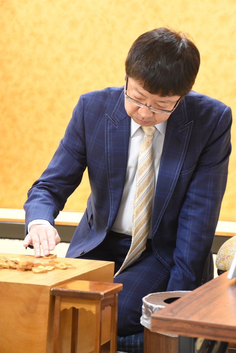 将棋プロ、藤井聡太七冠の“師匠”としても知られる杉本昌隆八段