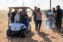 イスラエル、ハマス封じ込めから「根絶」へ