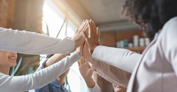 おひとりさまが、お金以上に大事にすべき2つのものとは?