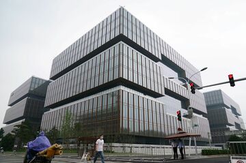 中国主導AIIB、初の国外拠点　「ゼロコロナ」で運営難しく