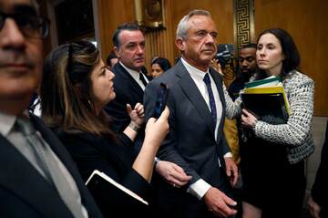 米上院委、ケネディ厚生長官候補の指名承認　本会議採決へ
