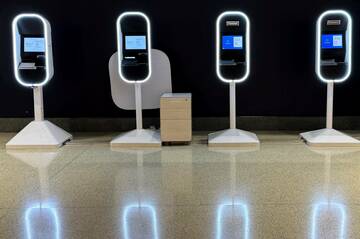 面接は対面で　AIの不正利用で米企業が回帰