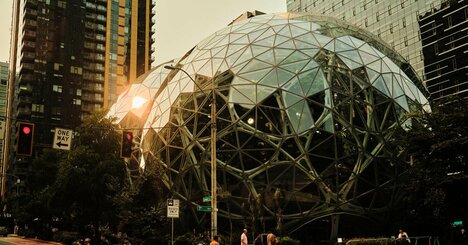 アマゾン、最大3万人を削減へ