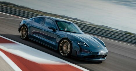 さすがポルシェだ！“ウルトラ級”の加速と圧巻のブレーキ、「ウワサのBEV」の実力は？【試乗記】