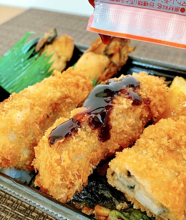 いくらなんでも贅沢すぎる…！ほっともっとの“牡蠣ギュウギュウ弁当”フタを開けてビックリした！《実食レビュー》