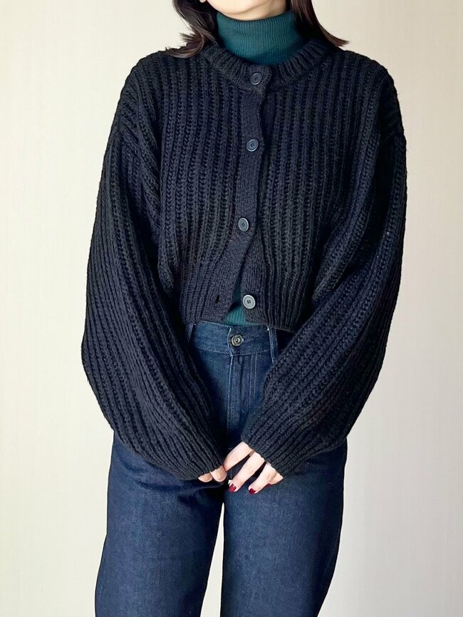 レビューは5000件越え…！ユニクロの“楽ちんセーター”たっぷり着回せて秋冬コーデで大活躍！「4色買いました」「毎年2着は買い足してる」